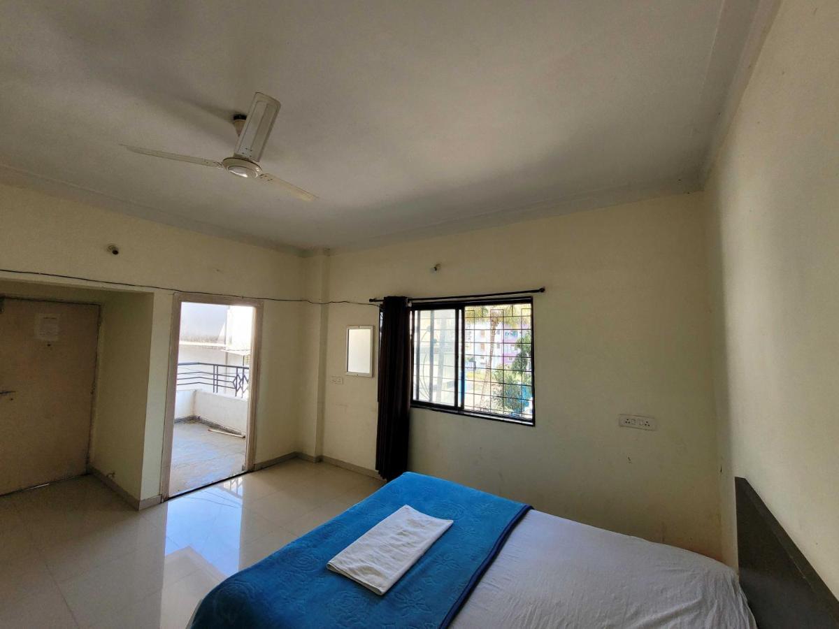 Spot On 72974 Gokul Lodge Pune Exteriör bild